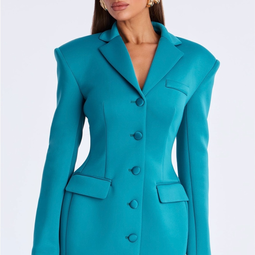 Fashion Nova Blazer dress .